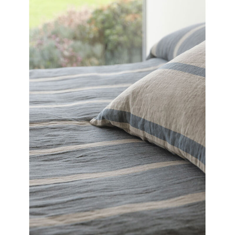 Citt&agrave; Carnival Euro Cushion Natural/Air Force Blue 65x65cm image number 3