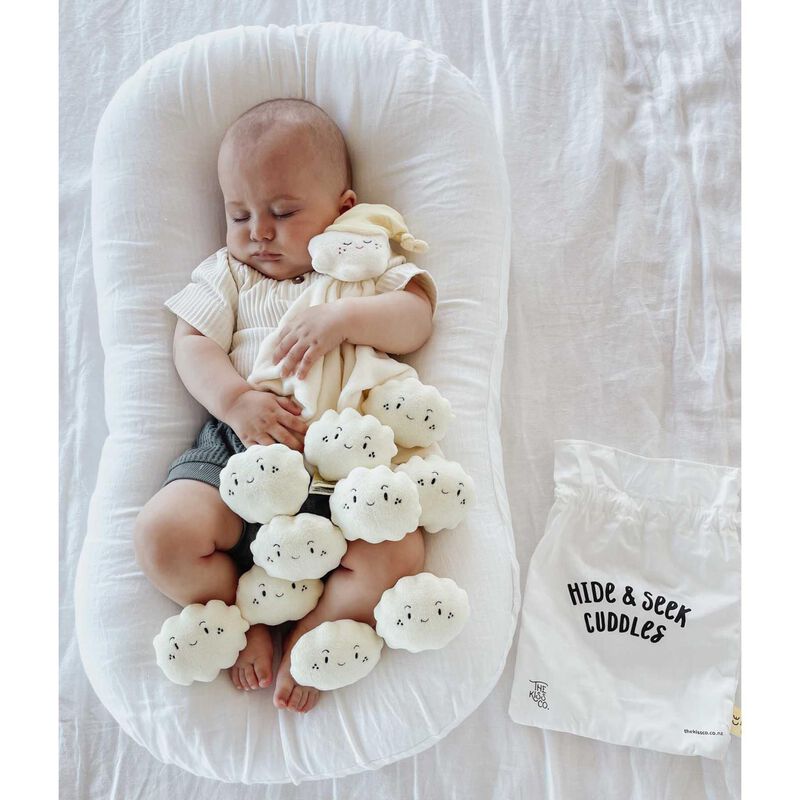 The Kiss Co Hide & Seek Cuddles image number 2