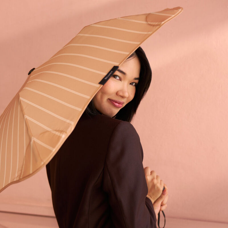 BLUNT Metro Umbrella - Limited Edition Collection image number 1