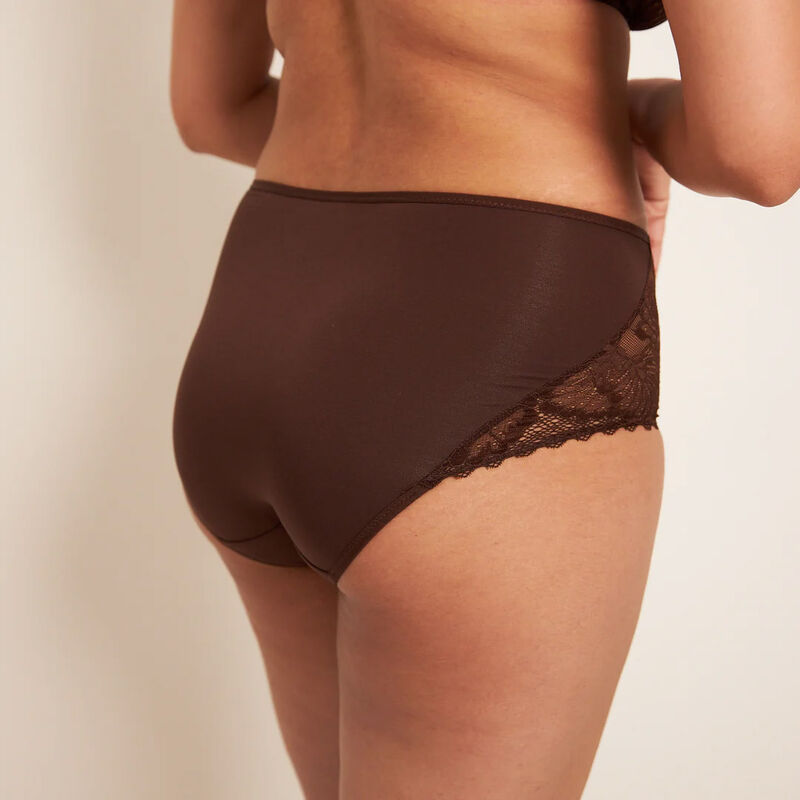 OHEN The Highrise Brief image number 9