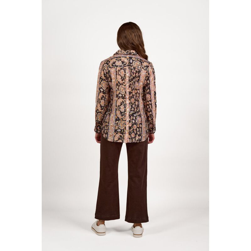 Vassalli Long Sleeve Shirt With Button Placket Back image number 4