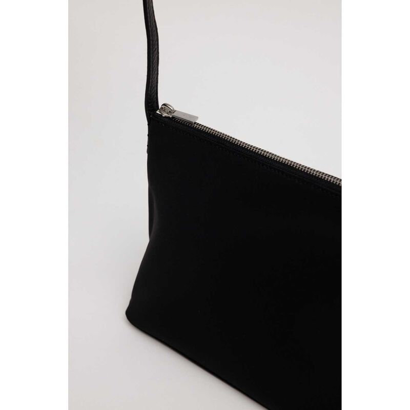 UTILITY by Yu Mei Small Utility Braidy image number 2