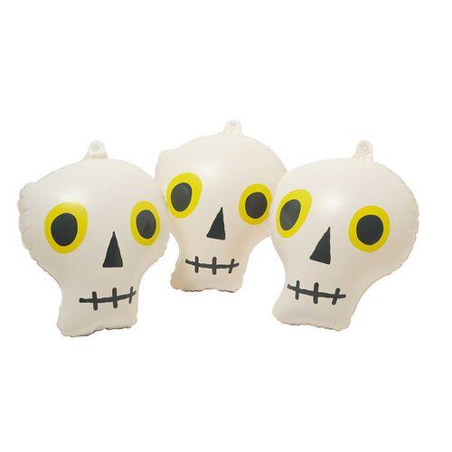 SUNNYLiFE Light Up Hanging Skulls Bone Set of 3