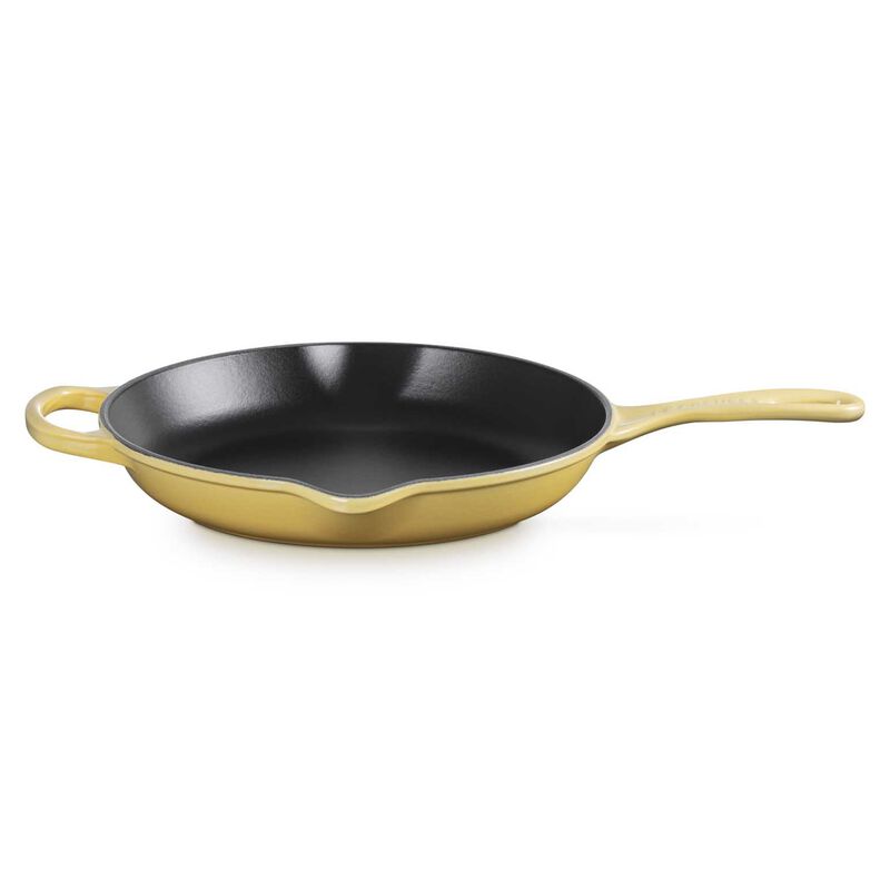 Le Creuset Signature Round Skillet 26cm  - Camomille image number 0