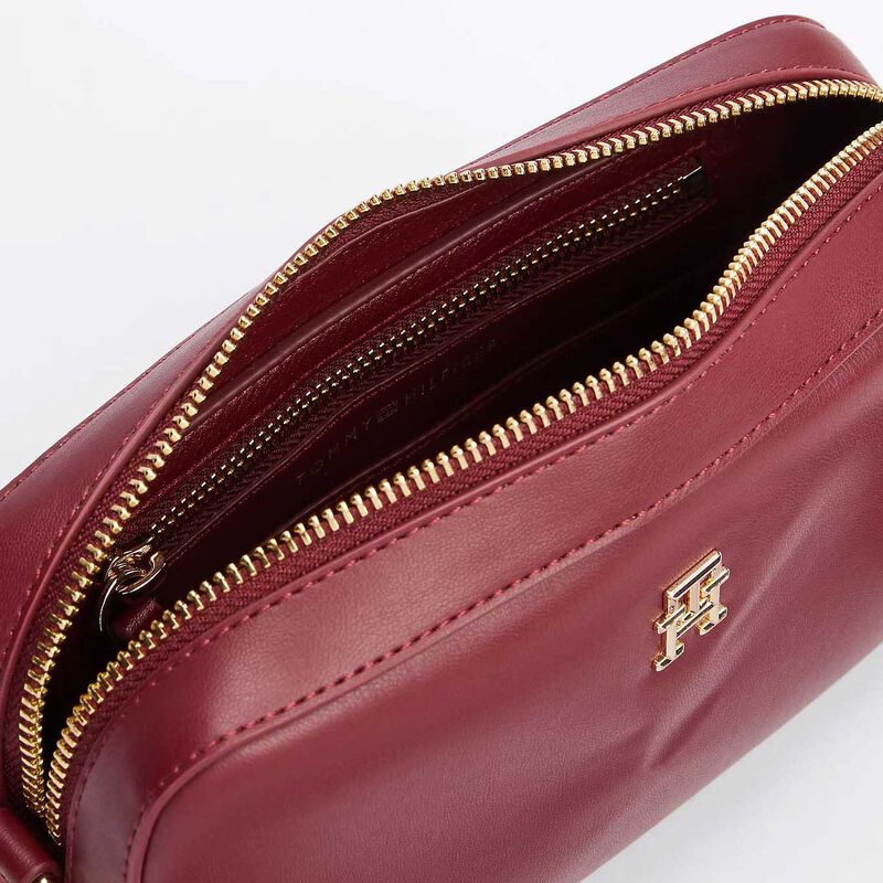 Tommy Hilfiger TH Monogram Plaque Camera Bag image number 2