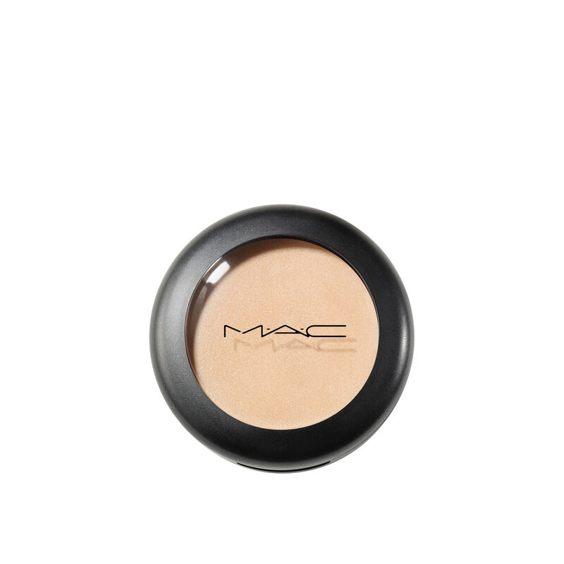 MAC Cream Colour Base image number 3