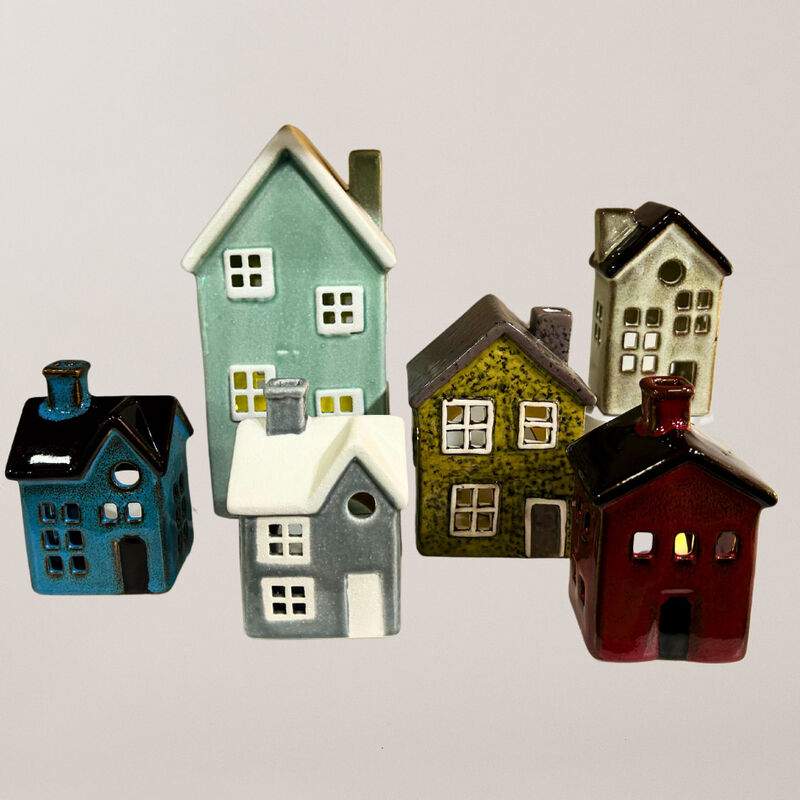 Stellar Haus Porcelain Tealight House Village Collection - Green 11cm image number 1