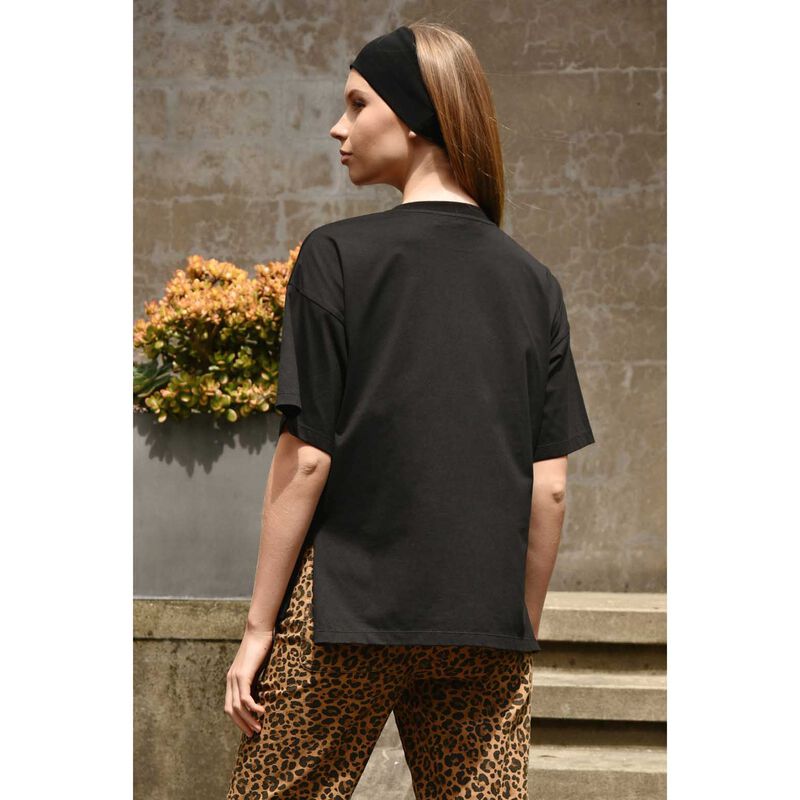 Cooper Left Hanging T-Shirt image number 3