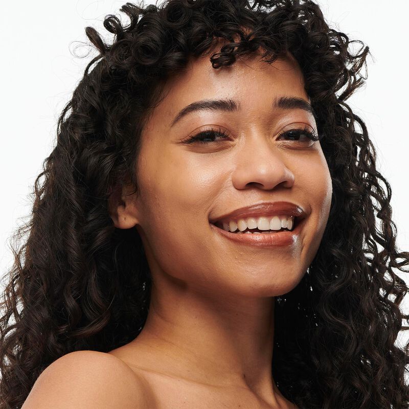 MAC Studio Radiance Serum Powered Foundation image number 58