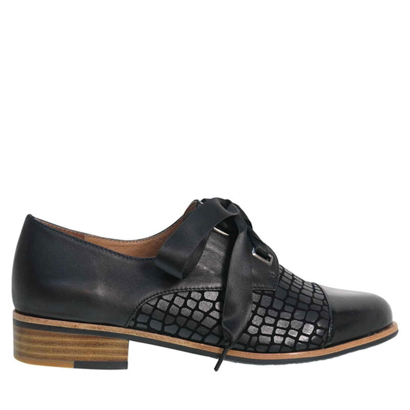 Bresley Avit Lace Up image number 0