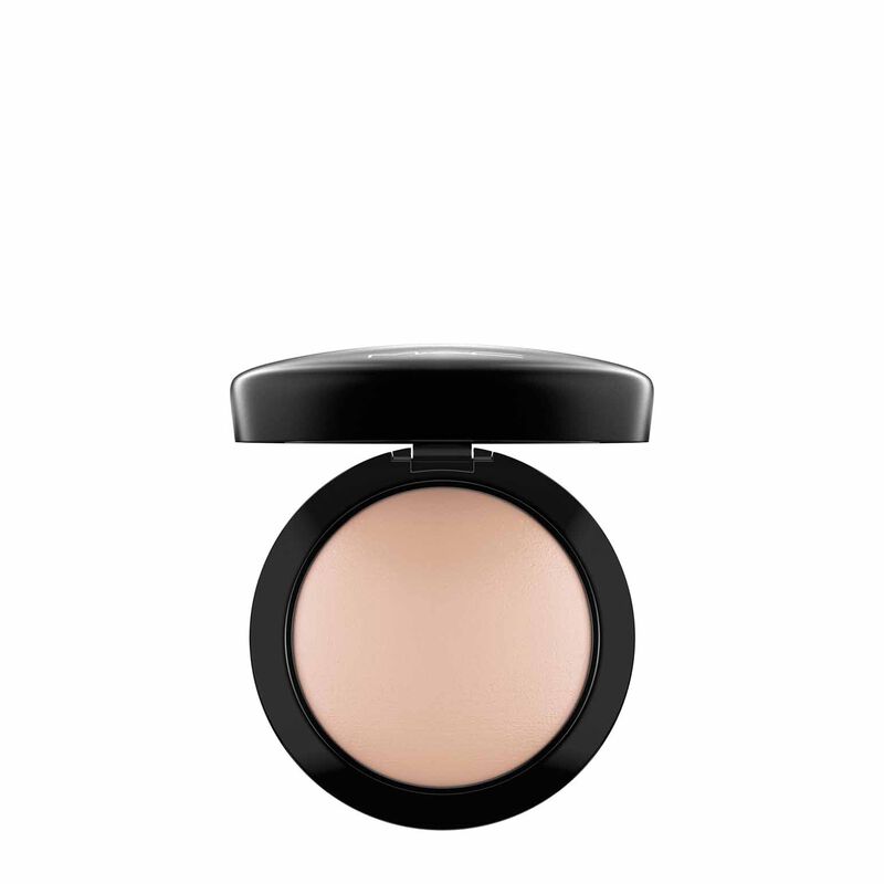 MAC Mineralize Skinfinish Natural image number 4