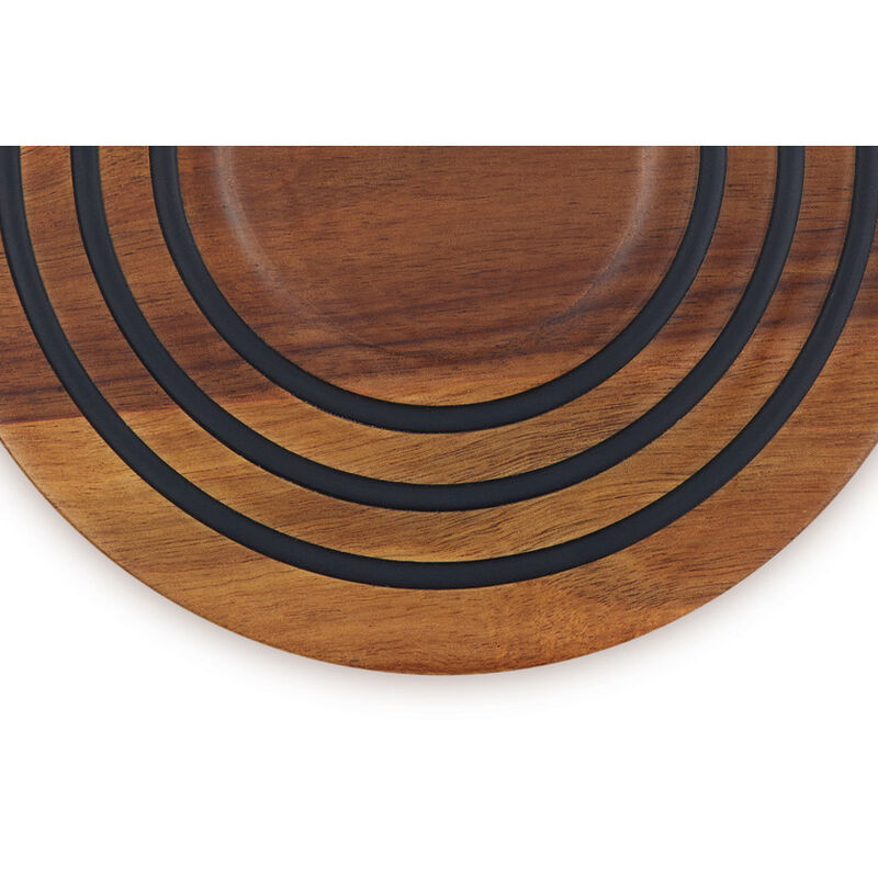 Le Creuset Acacia Magnetic Wooden Trivet image number 2