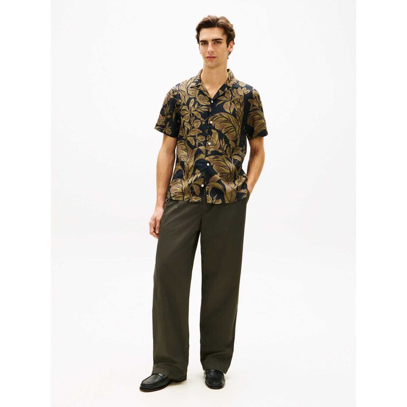 Tommy Hilfiger Regular Fit Floral Print Linen Short Sleeve Shirt image number 3