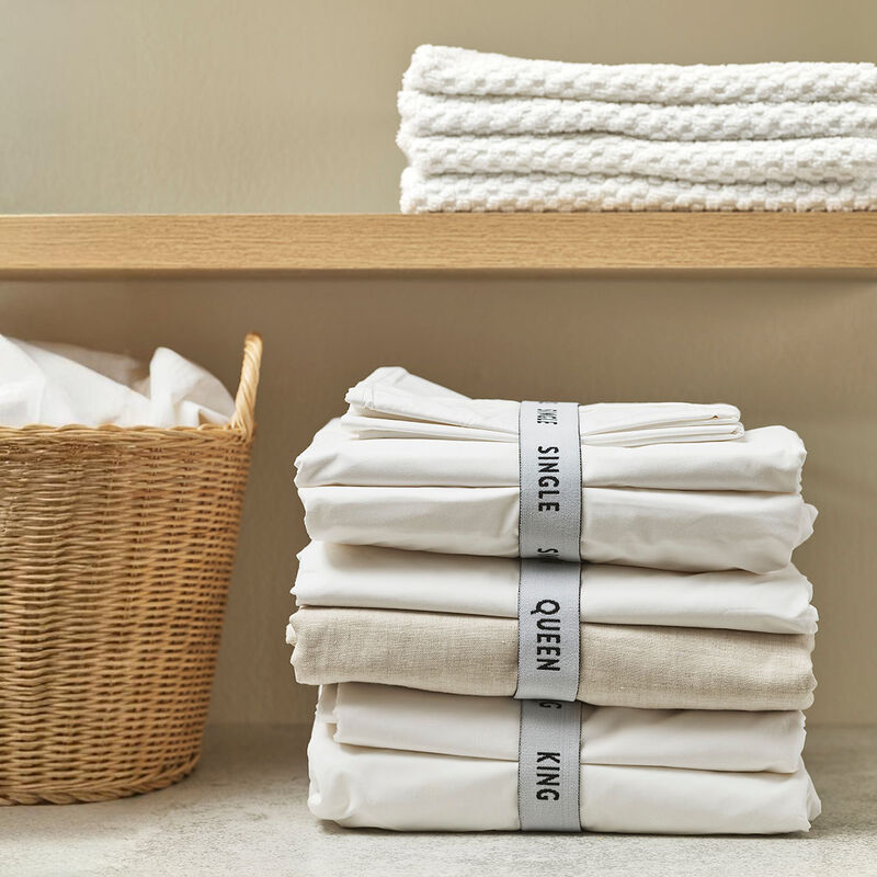 Thread Design Bed Sheet Band Set Of 2 - King image number 1