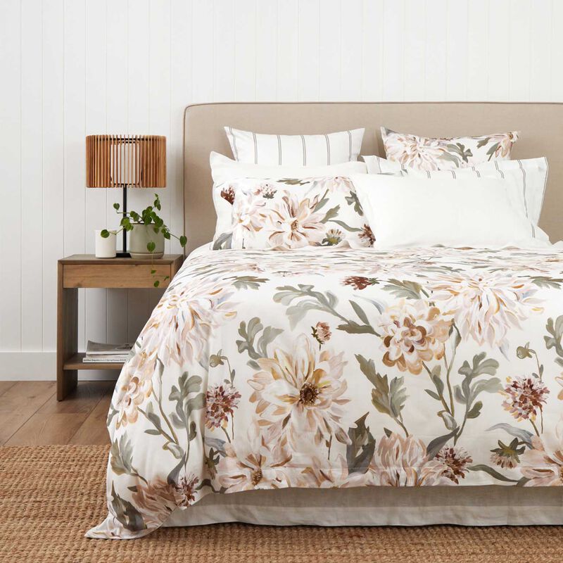 Wallace Cotton In Bloom Oxford Pillowcase Set image number 1