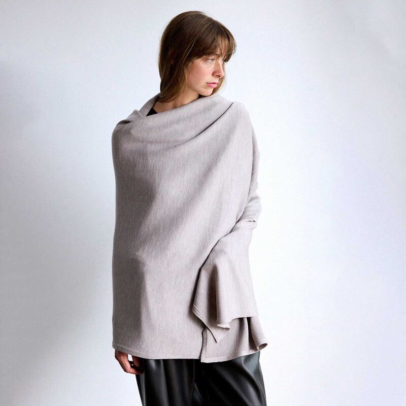 GOOD&CO Oversized Knitted Wrap - Dove image number 3
