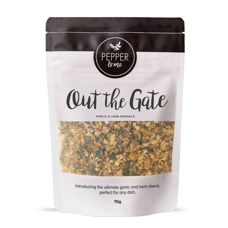 Pepper & Me Out the Gate Garlic & Herb Sprinkle 70g image number 0