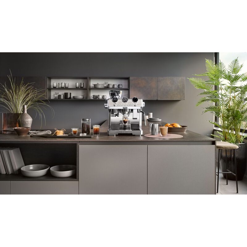 DeLonghi La Specialista Maestro Manual Coffee Machine Metal image number 3