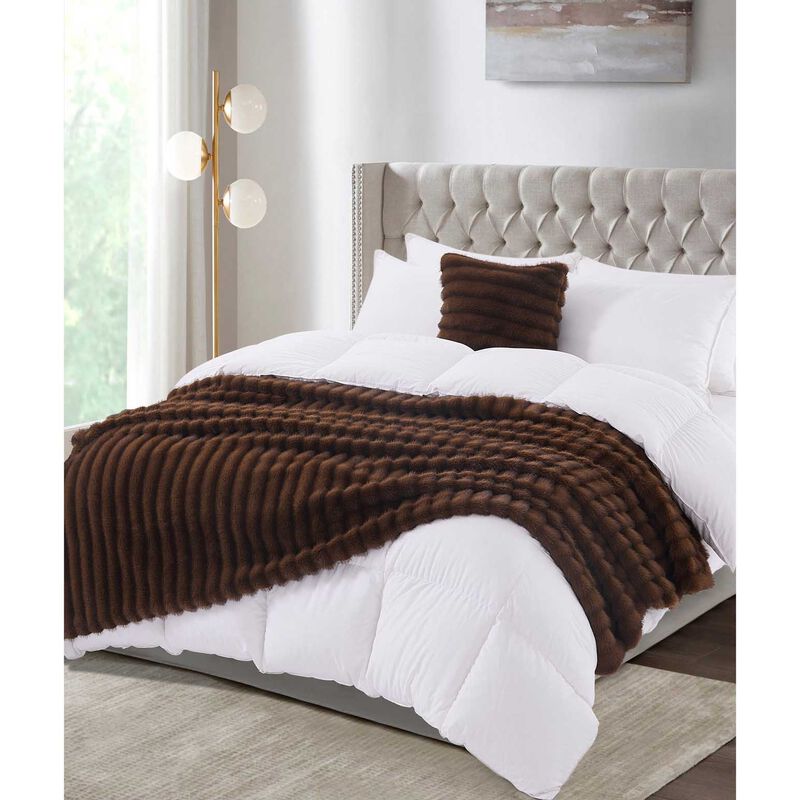 Top Drawer Sable Cushion 650Gsm Carved Fur - 45x45cm With Inner image number 1