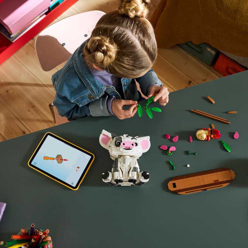 LEGO Disney&trade; Pua image number 3