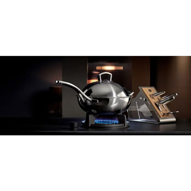 WMF Wok Multiply 32cm with Stainless Steel Lid image number 3