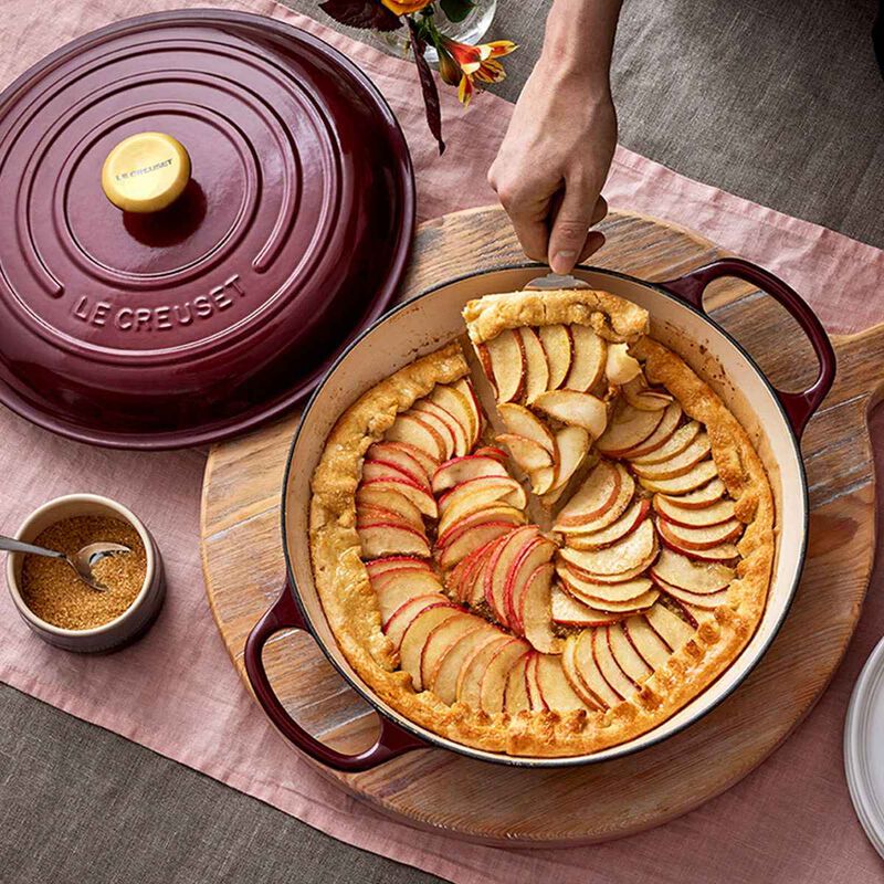 Le Creuset Signtature Cast Iron Shallow Casserole 30cm image number 24