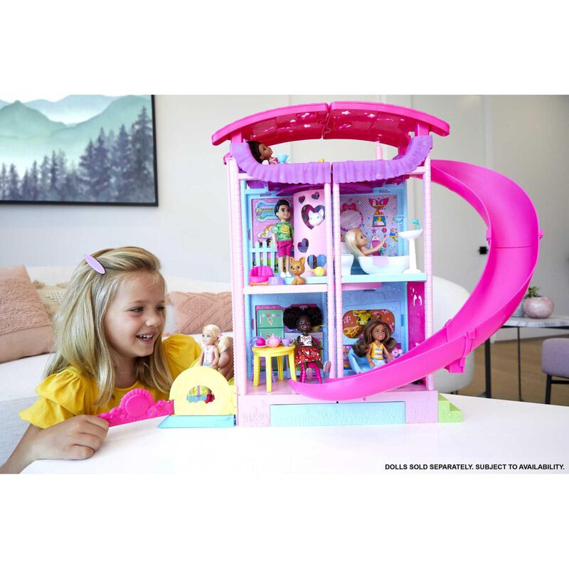 Barbie Chelsea House image number 2