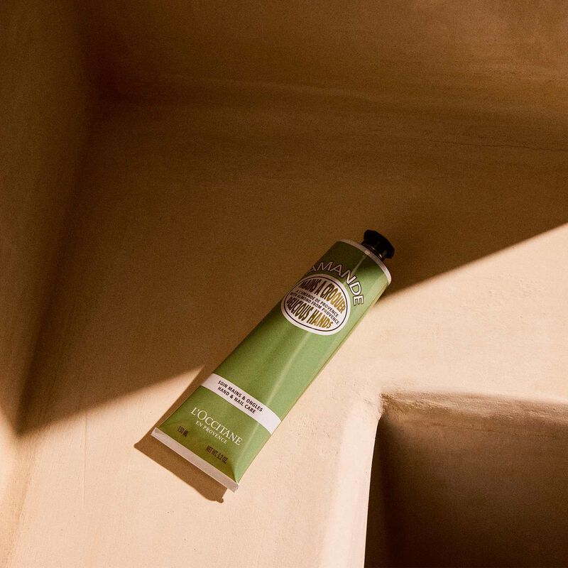 L'Occitane Almond Hand Cream 75ml image number 1