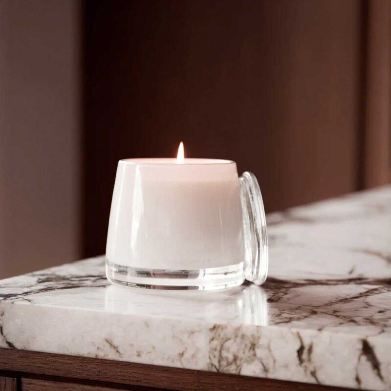 Therapy Candle Embrace 260g - Vanille & Hazelnut Ambre image number 1