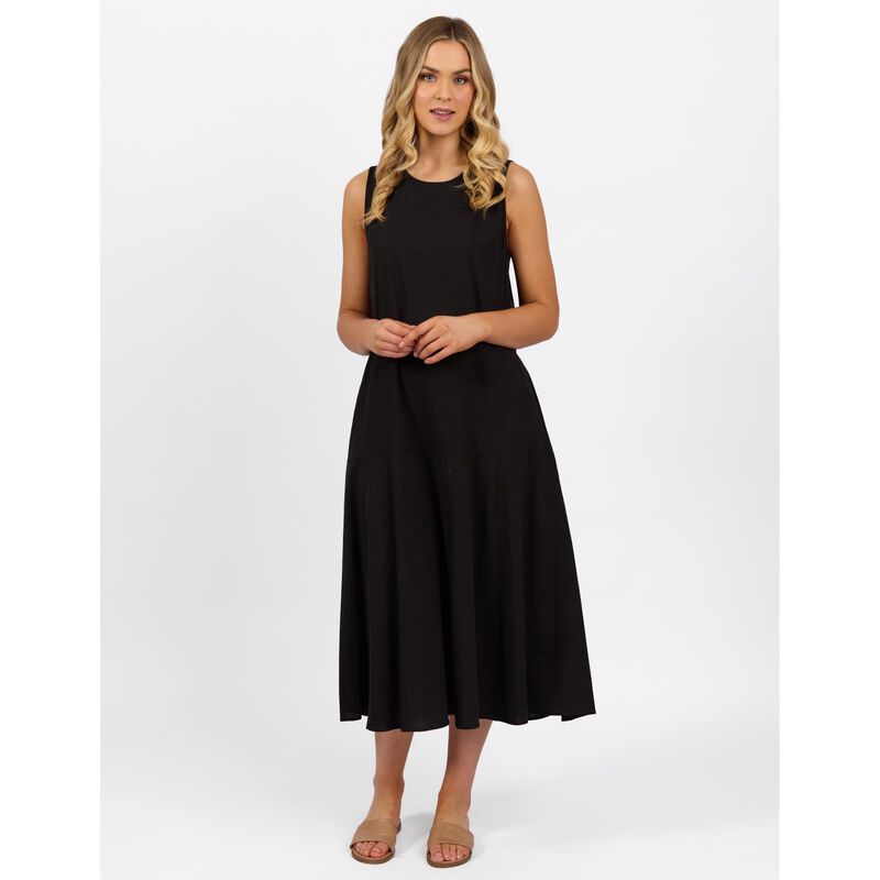 Vassalli Plain Long Sleeveless Dress With Round Neck image number 3
