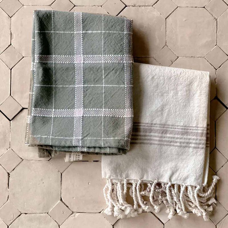 Robert Gordon Bonnie Tea Towels Set Of 2 - 55x75cm image number 3