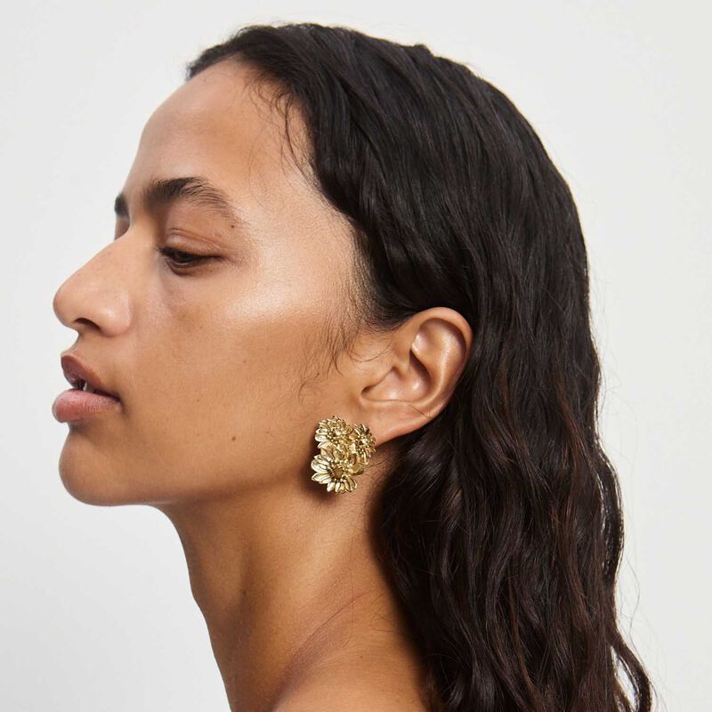ALÉMAIS Team Spirit Daisy Cluster Earrings image number 1