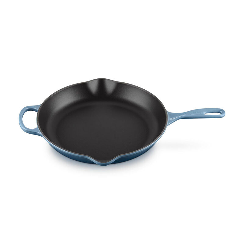 Le Creuset Signature Cast Iron Round Skillet 30cm image number 14