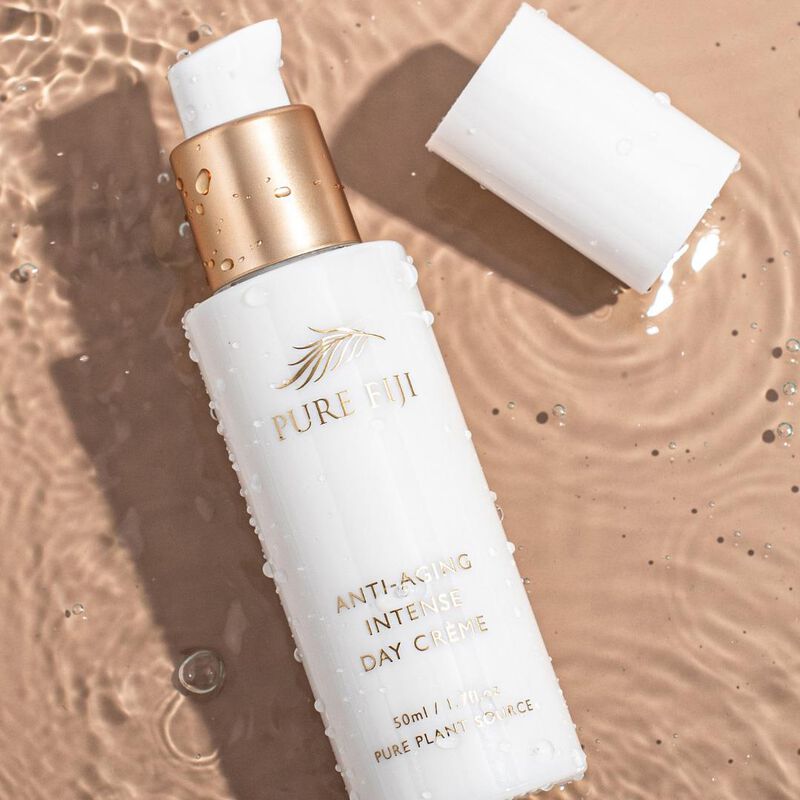 Pure Fiji Anti-Ageing Intense Day Cr&egrave;me 50ml image number 2