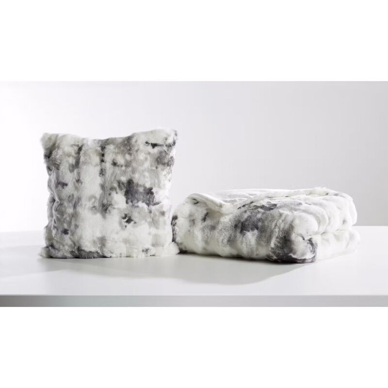 Top Drawer Highland Fur Cushion With Inner 45x45cm image number 1