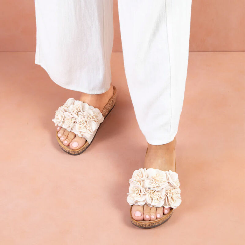 Los Cabos Corsage image number 1