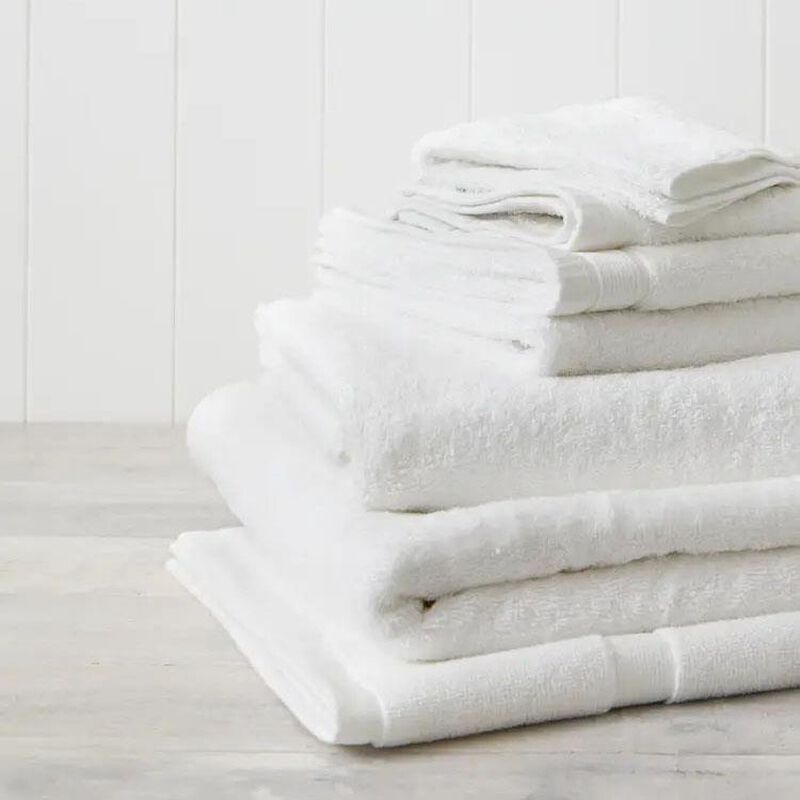 Wallace Cotton Oasis Towel Set image number 1