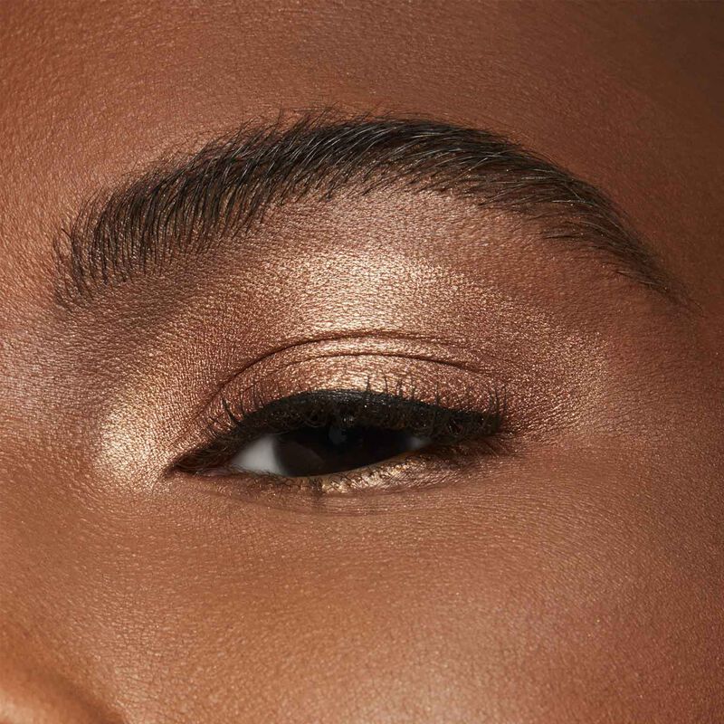 MAC Veluxe Pearl Eyeshadow image number 7