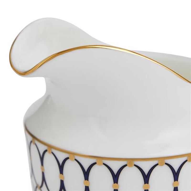 Wedgwood Renaissance Gold Creamer 260ml image number 2