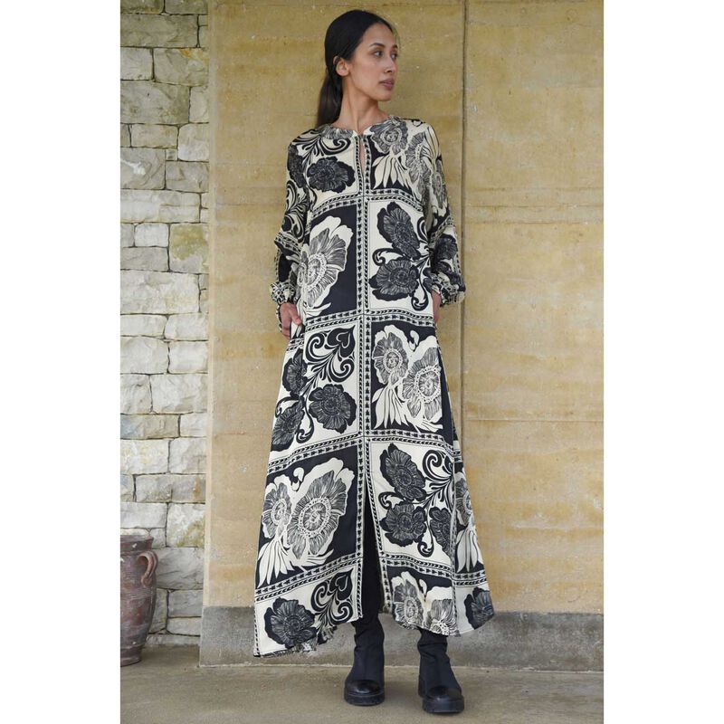 Curate The Art Of Giving Dress image number 1