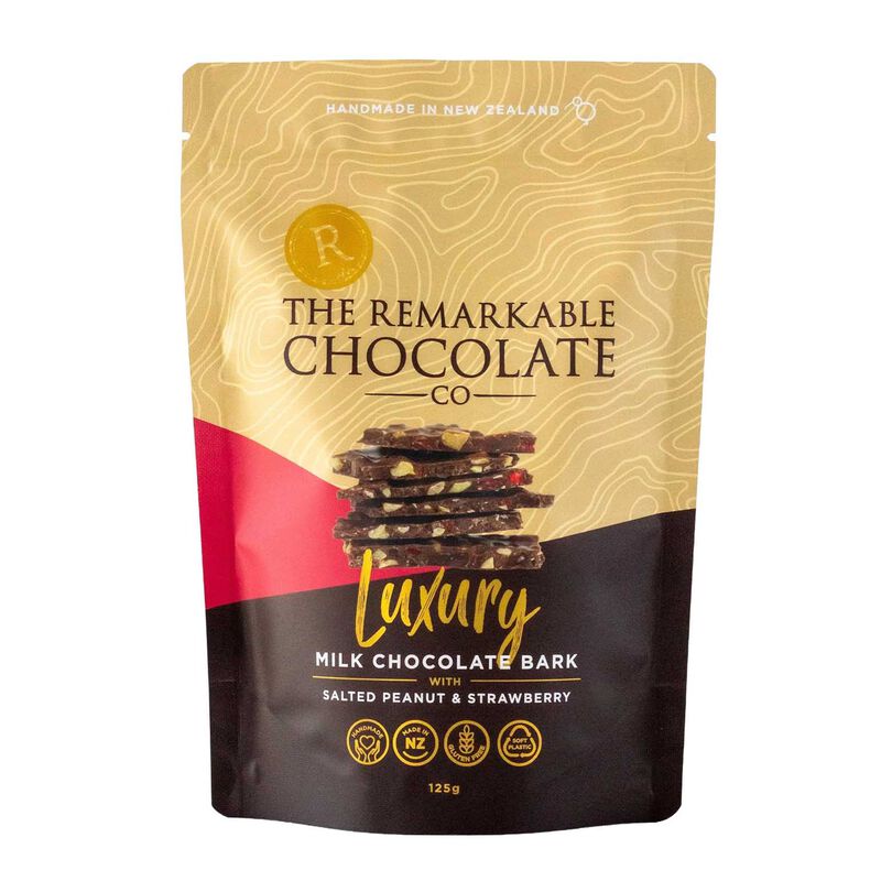 The Remarkable Chocolate Co Salted Peanut & Strawberry Bark 125g image number 0