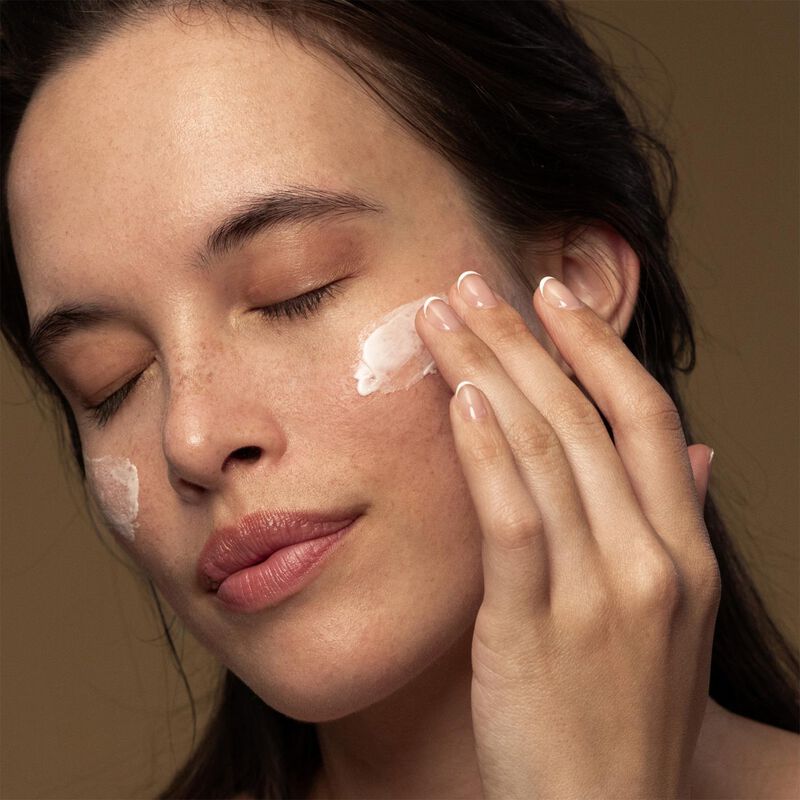 Antipodes Harmony Hyaluronic Manuka Honey Day Cream 60ml image number 3