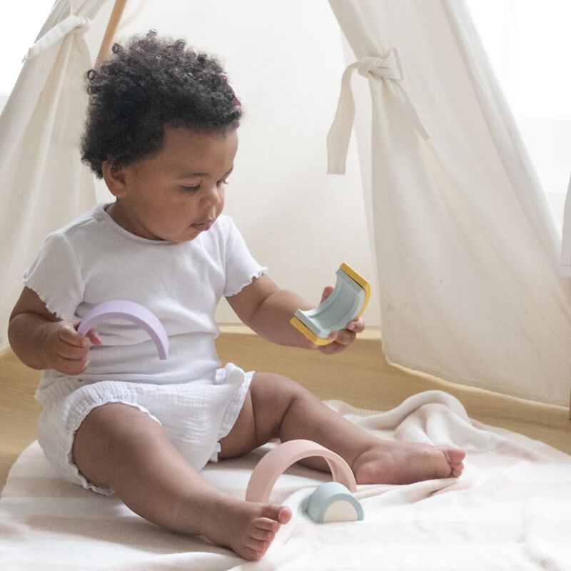 Living Textiles Silicone Rainbow Puzzle image number 3