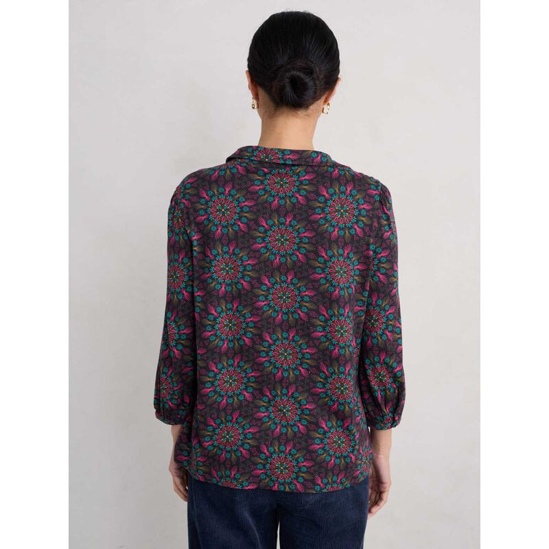 Seasalt Cornwall 3/4 Embrace Shirt Frost Flower Onyx image number 1