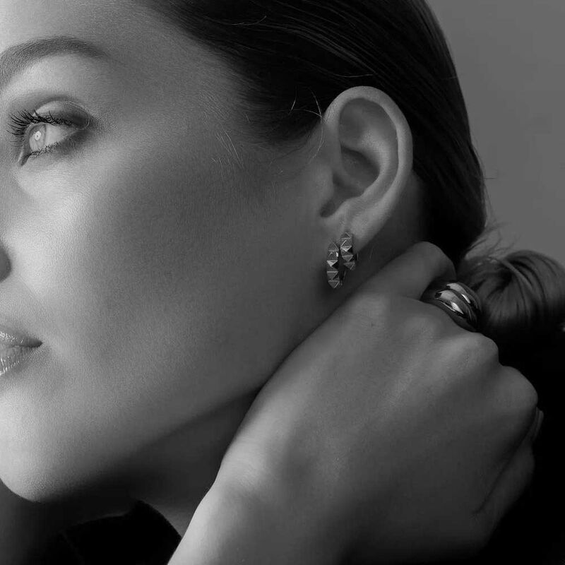 Silk & Steel Mini Verge Sleeper Hoops image number 1