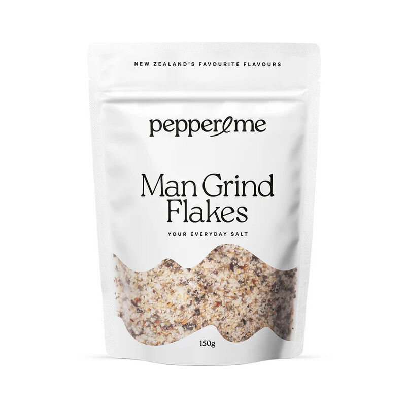 Pepper & Me Man Grind Flakes Your Everyday Salt Bag 150g image number 0