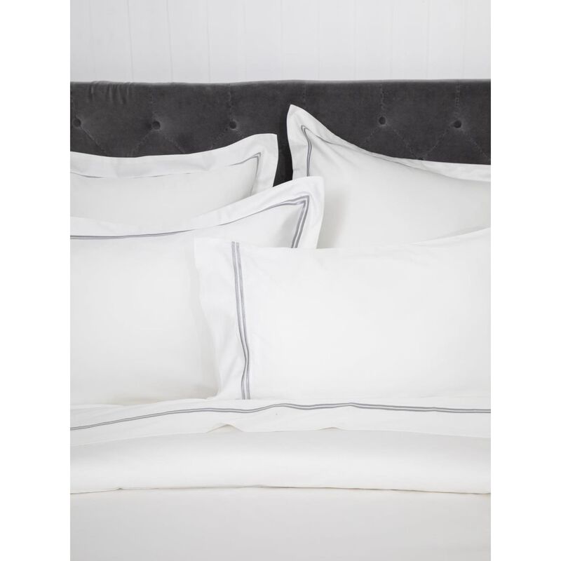 Wallace Cotton Monarch Sateen Duvet Set image number 1