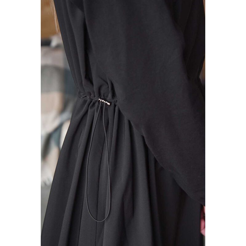 Curate The Art Of Giving Dress image number 2