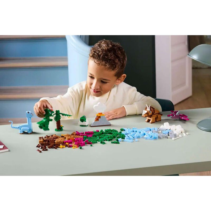 LEGO Classic Creative Dinosaurs image number 3