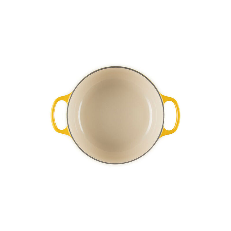 Le Creuset Signature Cast Iron Round Casserole 20cm image number 37